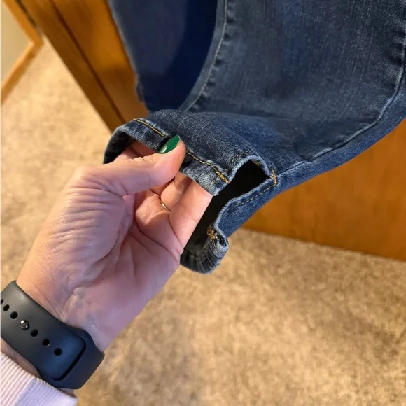 Judy Blue Dark Blue Flare Jeans - Picture 2 of 9